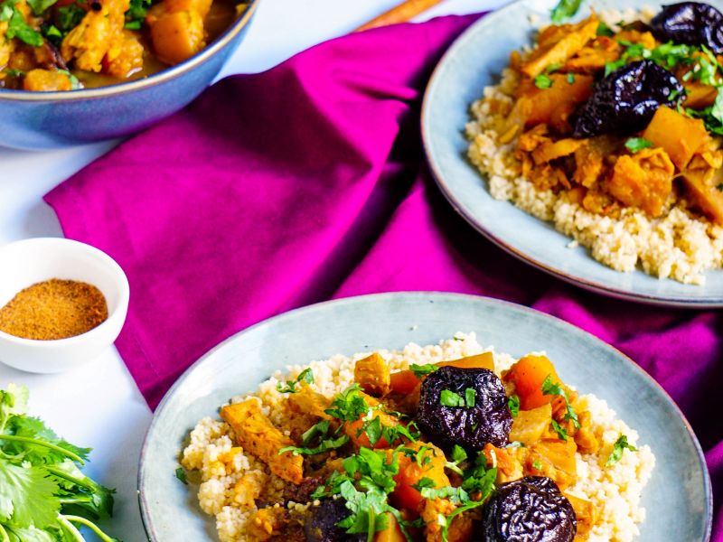 Tajine aux légumes et aux pruneaux (végan)